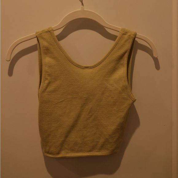 Light green reversable  crop top - Picture 2 of 3